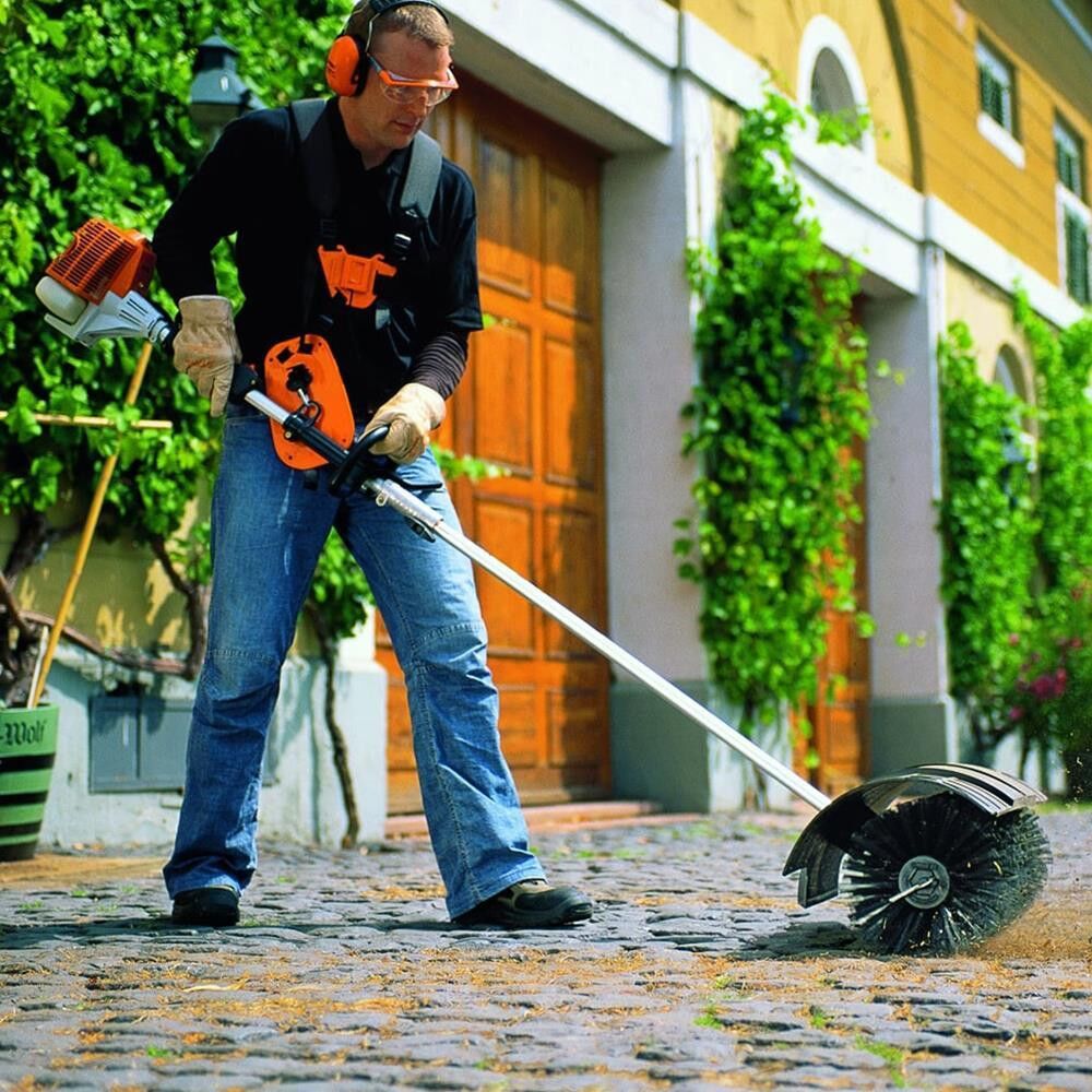 STIHL KB-KM Bristle Brush KombiTool 3 STIHL KB-KM Bristle Brush KombiTool