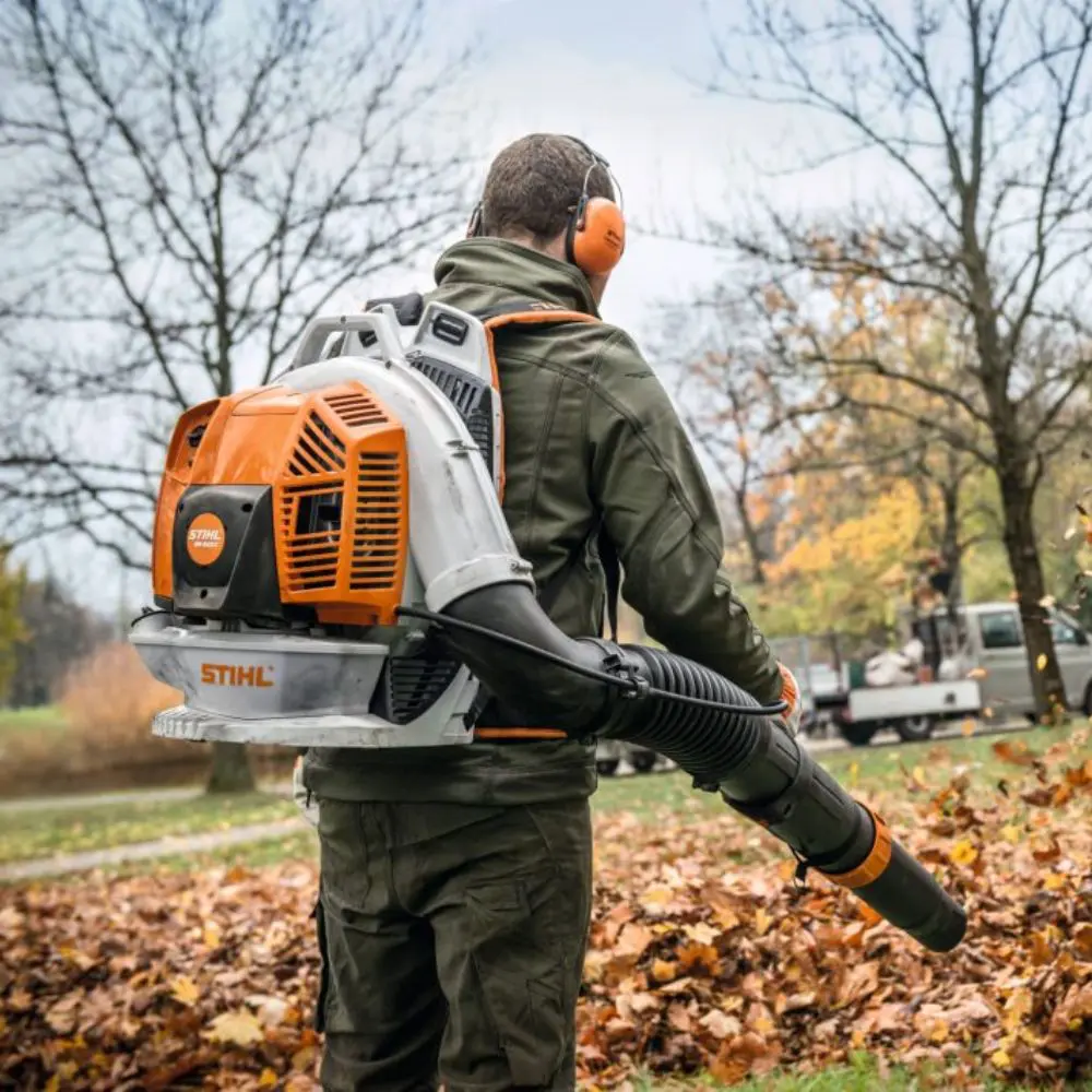 STIHL BR 800 C-E Petrol Backpack Leaf Blower 4 STIHL BR 800 C-E Petrol Backpack Leaf Blower