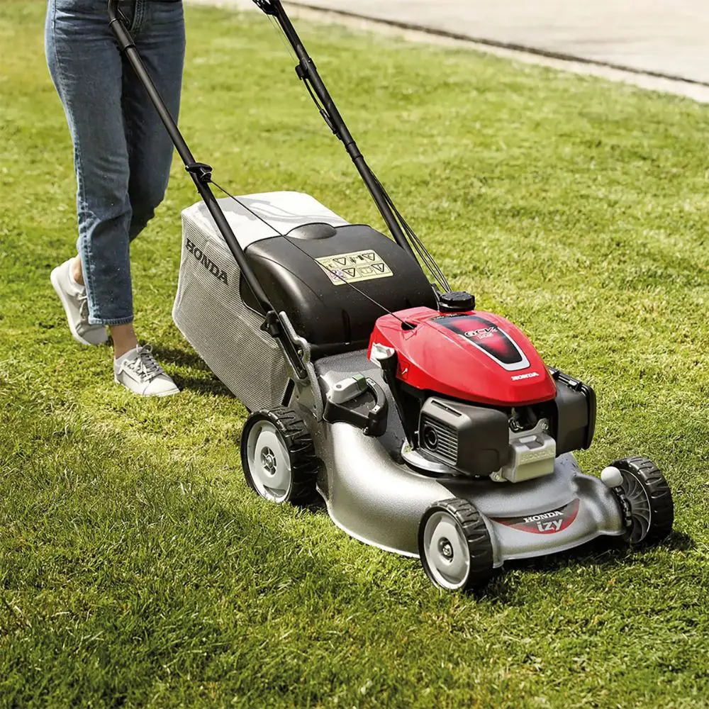 Honda HRG 466 SK Petrol Lawn Mower - Self-Propelled 2 Honda HRG 466 SK Petrol Lawn Mower