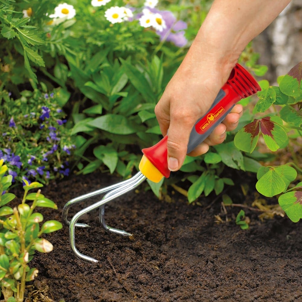 Wolf Garten Hand Grubber with Fixed Handle - KA2K 1 Wolf Garten Hand Grubber with Fixed Handle - KA2K