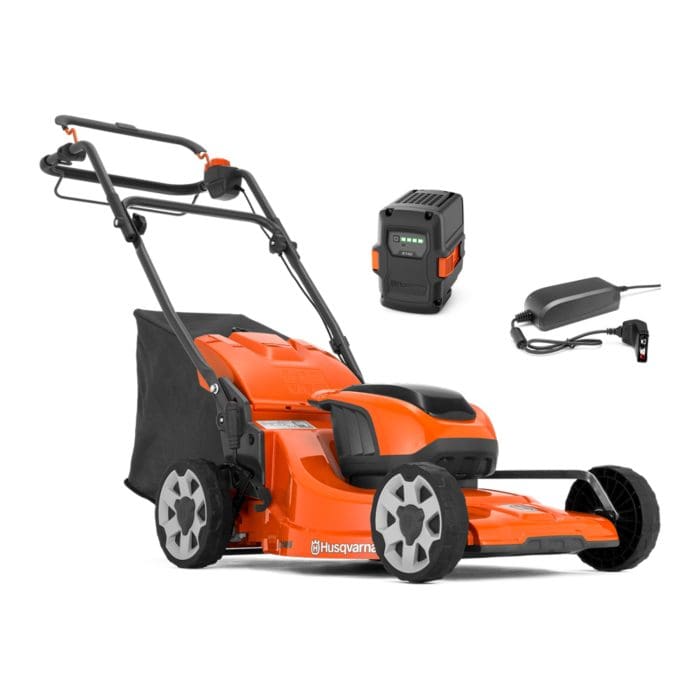 Husqvarna LC142iS Cordless Lawnmower Kit (Self Propelled) 1 Husqvarna LC142iS cordless lawn mower