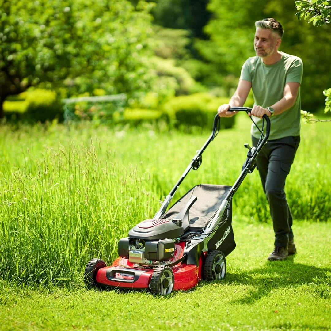 Mountfield SP555V Petrol Lawn Mower 2 Mountfield SP555V Petrol Lawn Mower