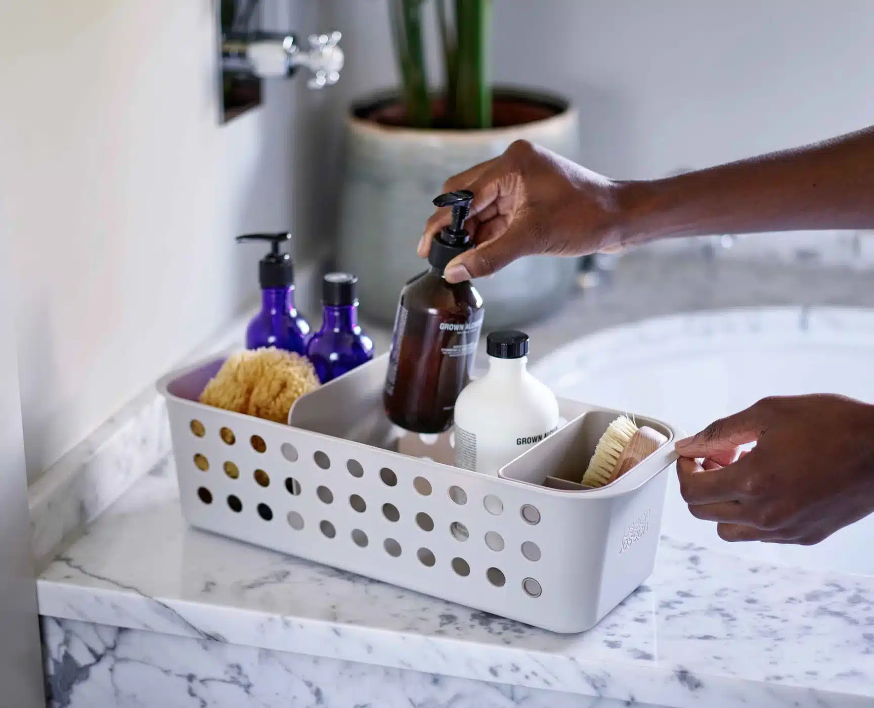 Joseph Joseph EasyStore™ Slimline Bathroom Storage Basket 1 Joseph Joseph EasyStore™ Slimline Bathroom Storage Basket