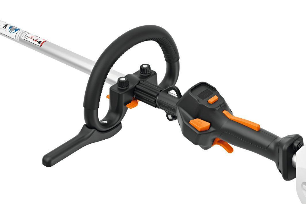 STIHL FSA 140 R Cordless Brushcutter - AP System 2 STIHL FSA 140 R Cordless Brushcutter Handle