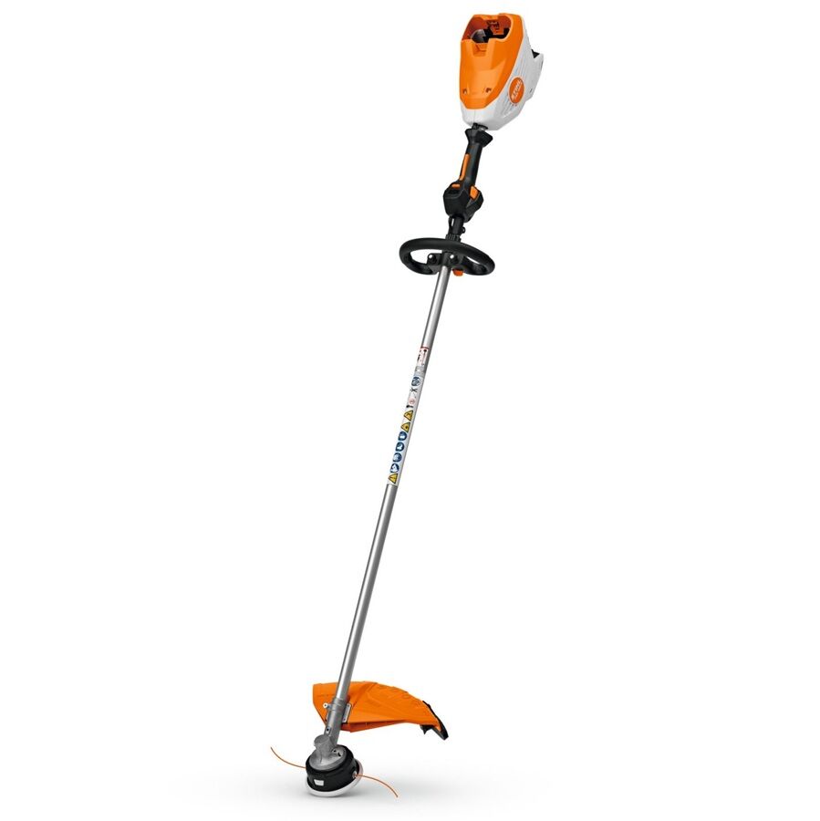 STIHL FSA 140 R Cordless Brushcutter - AP System 1 STIHL FSA 140 R Cordless Brushcutter - AP System